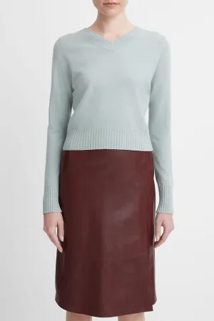 Cropped V-Neck Pullover