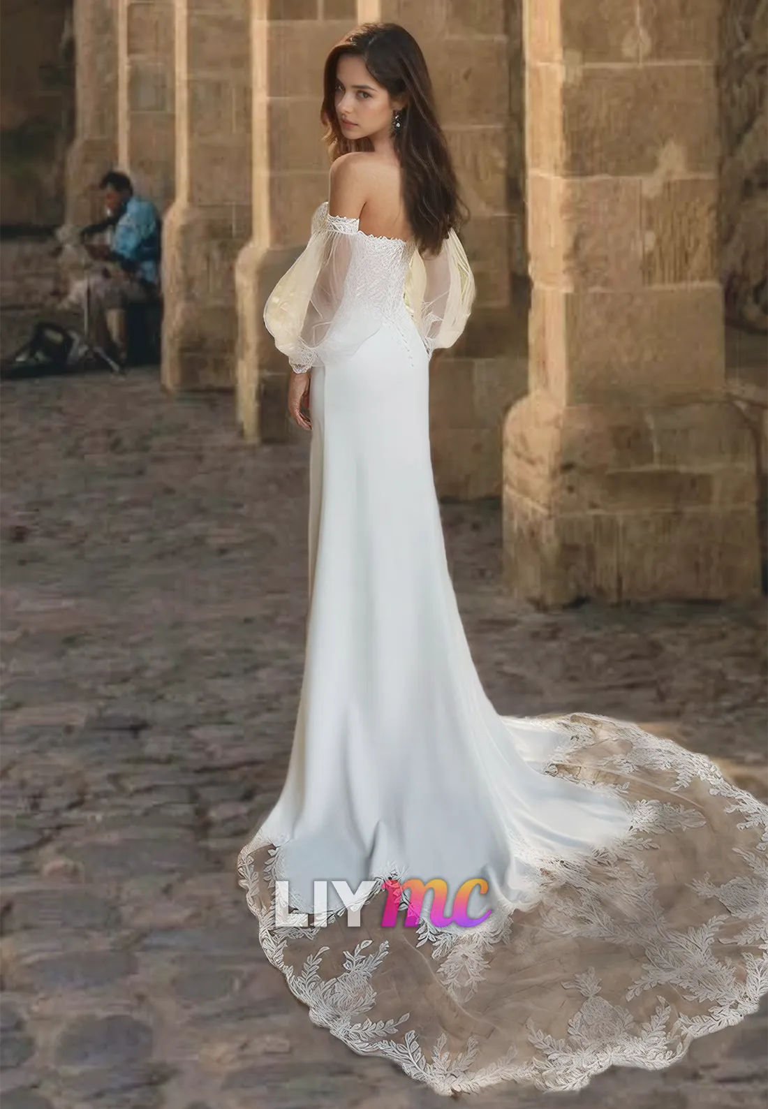 Sweetheart Sleeves Appliques Sleek Mermaid Wedding Dress